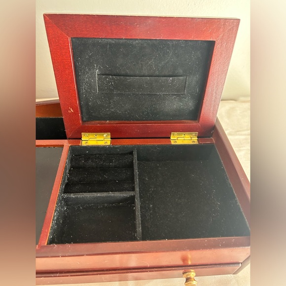 Wooden Jewelry Organizer - Picture 6 of 8